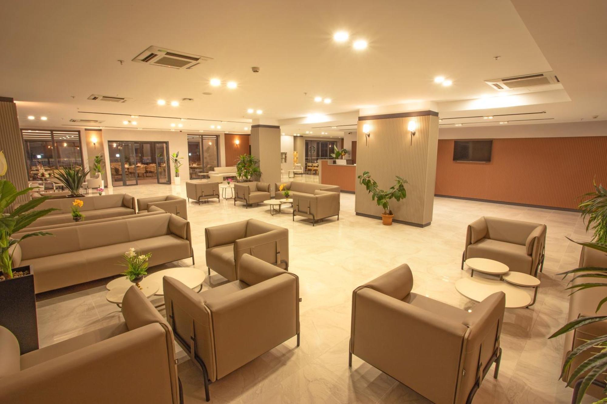 First Joy Hotel Trabzon Kültér fotó