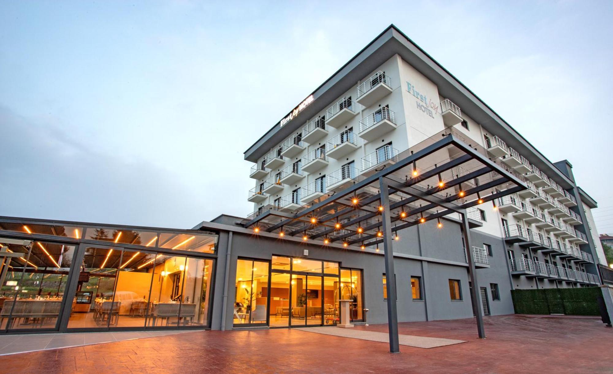 First Joy Hotel Trabzon Kültér fotó