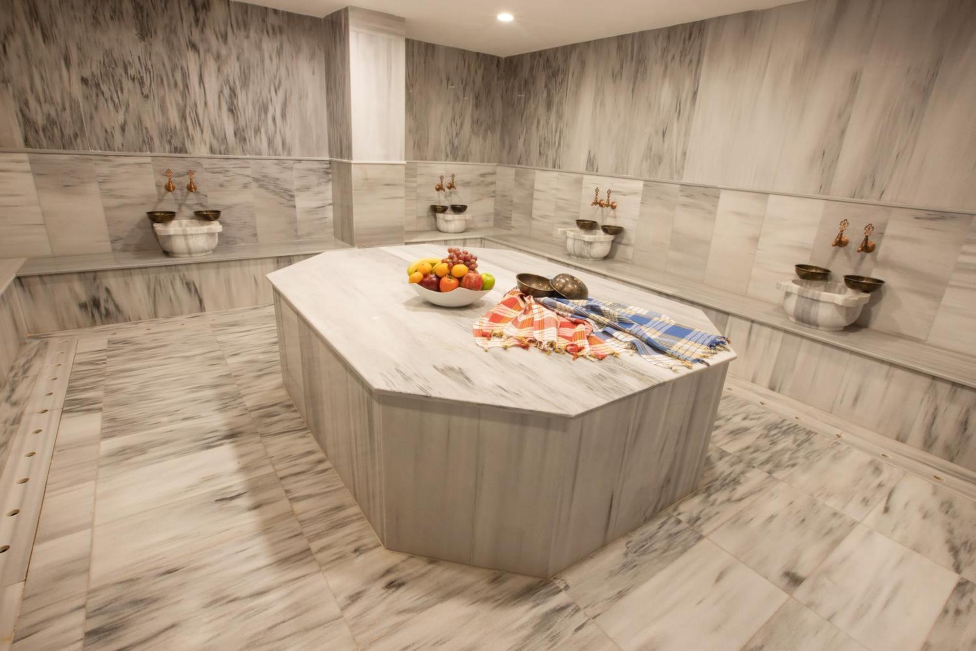 First Joy Hotel Trabzon Kültér fotó