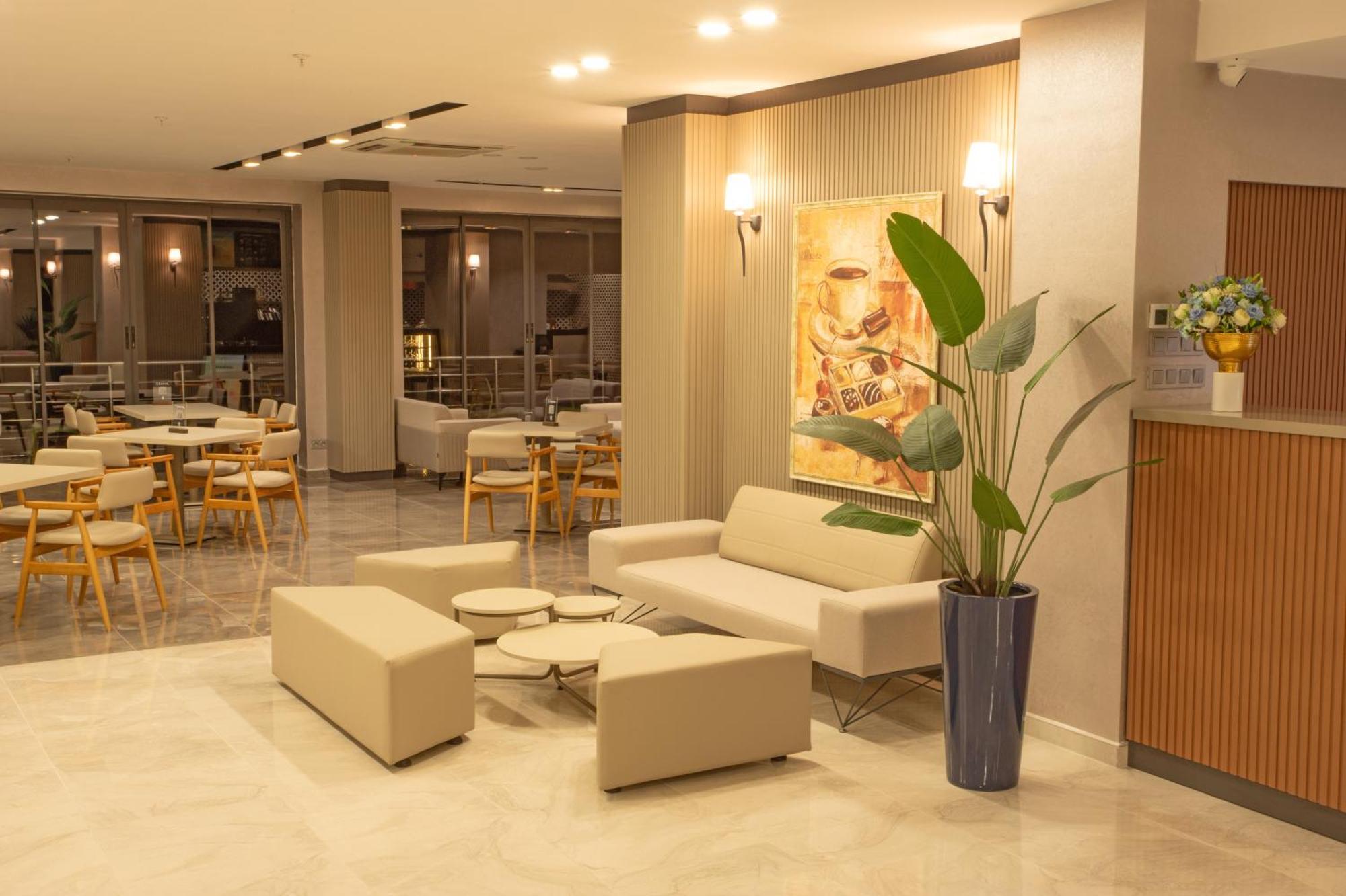 First Joy Hotel Trabzon Kültér fotó