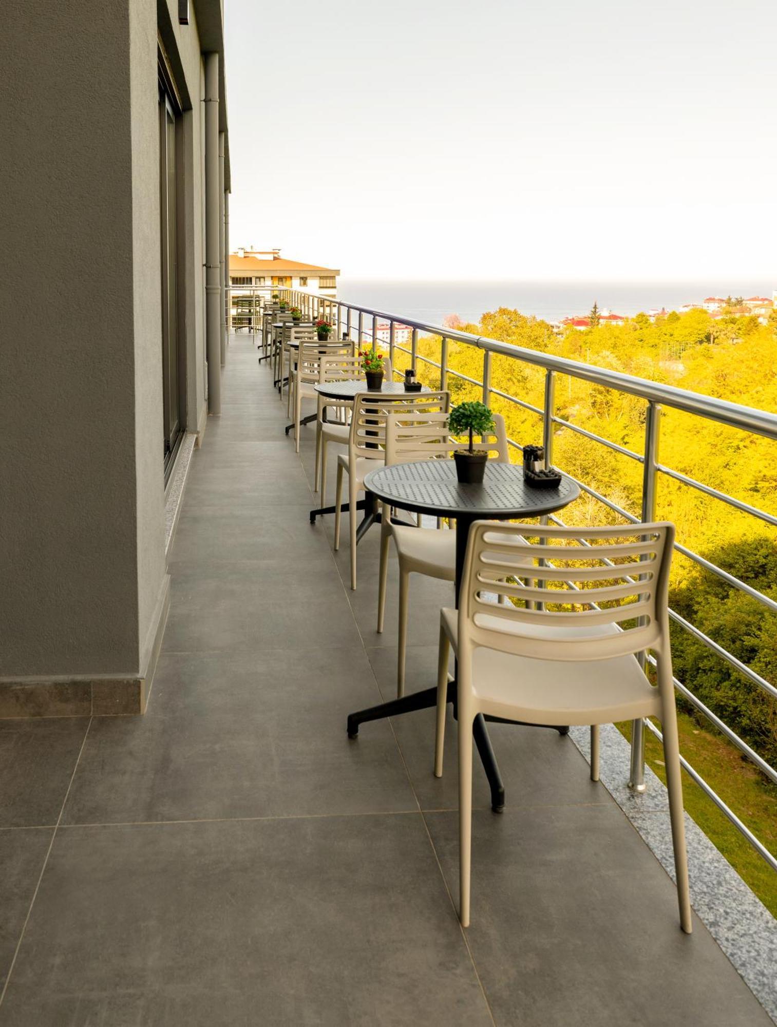 First Joy Hotel Trabzon Kültér fotó