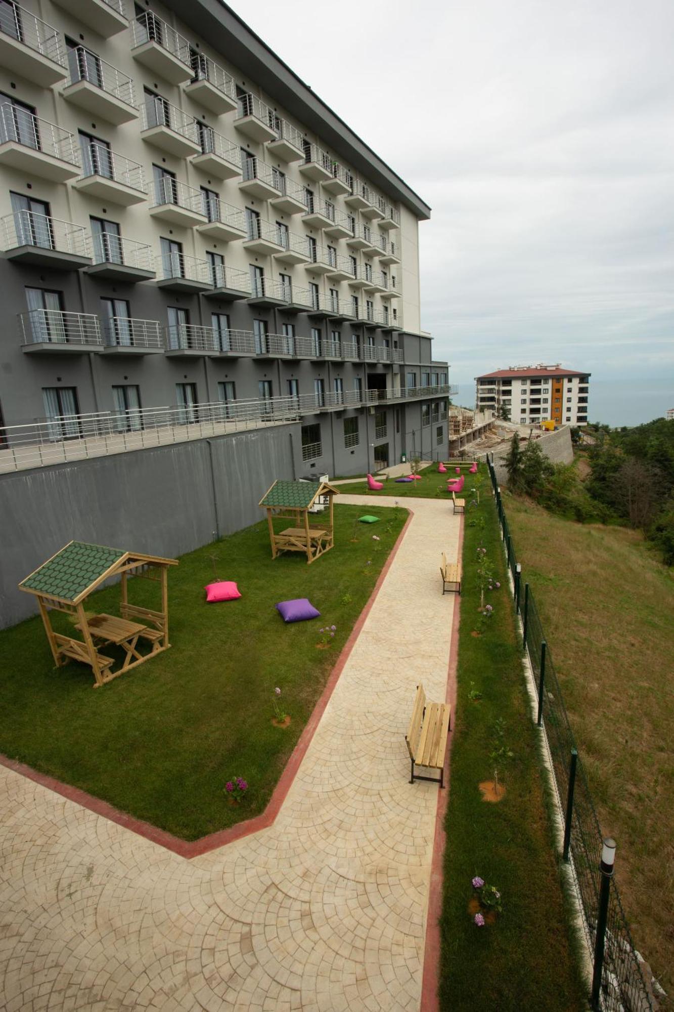 First Joy Hotel Trabzon Kültér fotó